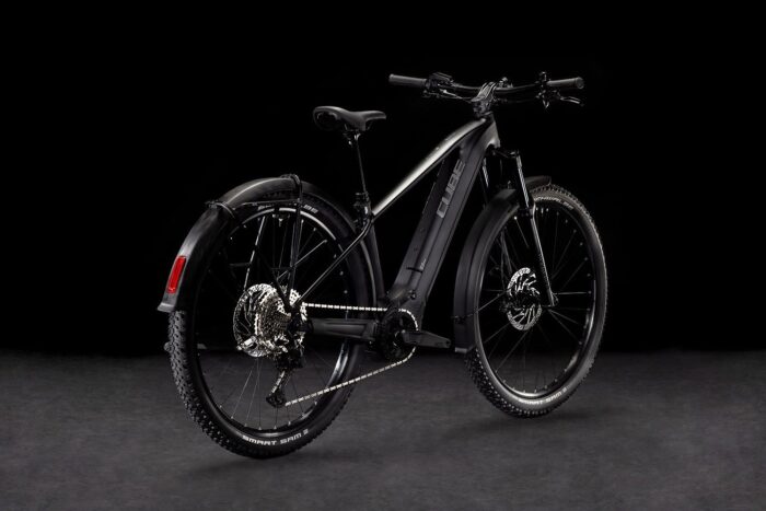 Cube Reaction Hybrid Race 800 Allroad black´n´metal – Bild 7